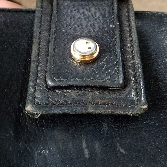 Gucci Women's Pebbled Leather Black Fold-over Wallet Gold D-Ring Detail - Picture 13 of 13